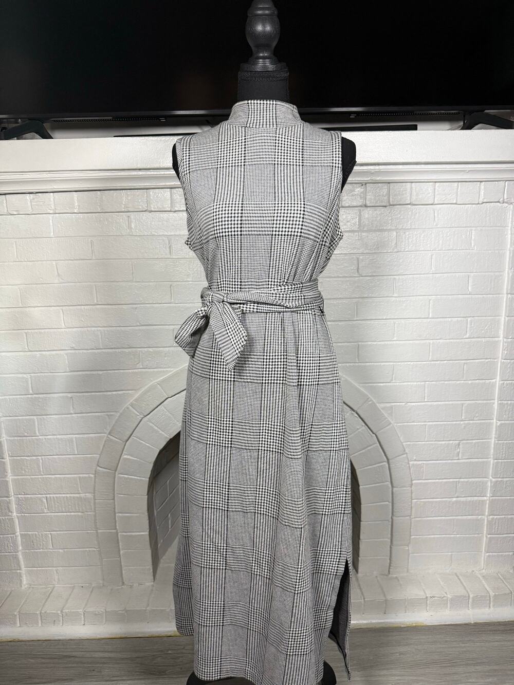 Banana Republic Size 12 Plaid Column Dress Sleeveless Mock Neck Tie Belt Midi